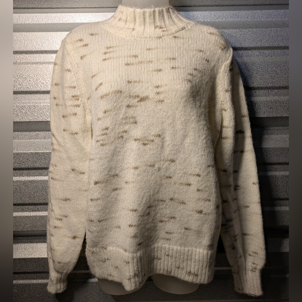 LOFT Soft Cream Knit Sweater